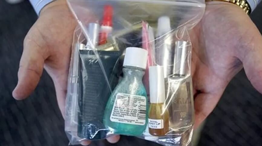 cuantos maquillajes puedo llevar en el avion